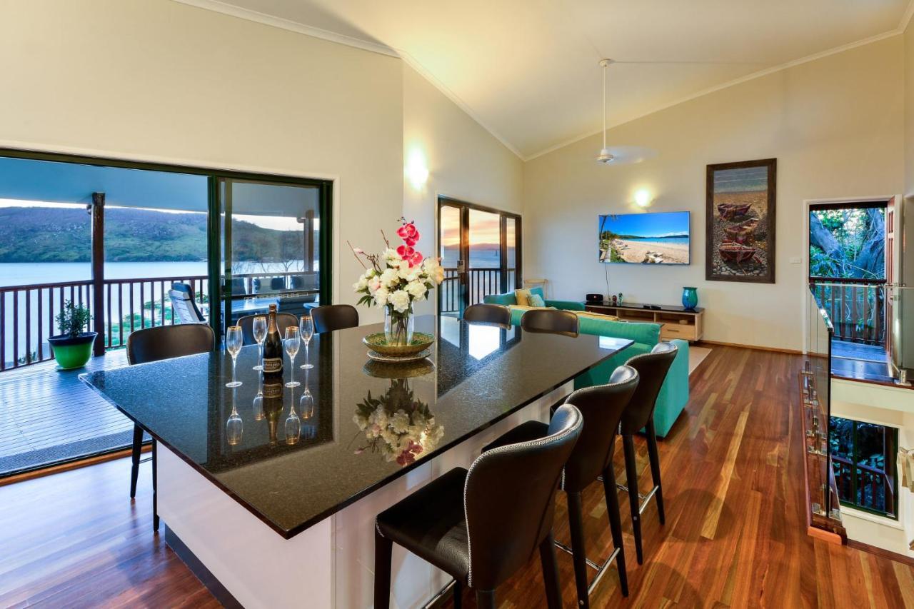Casuarina 16 - 3 Bedroom House With 180 Degree Ocean Views, Buggy & Valet Service Hamilton Island